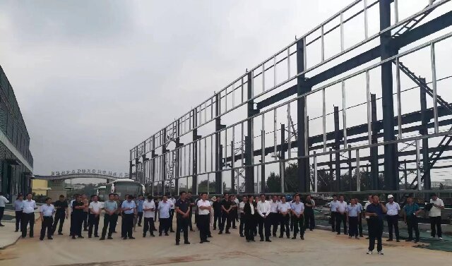 1691722899944275.jpg 镇平县观摩团01.jpg